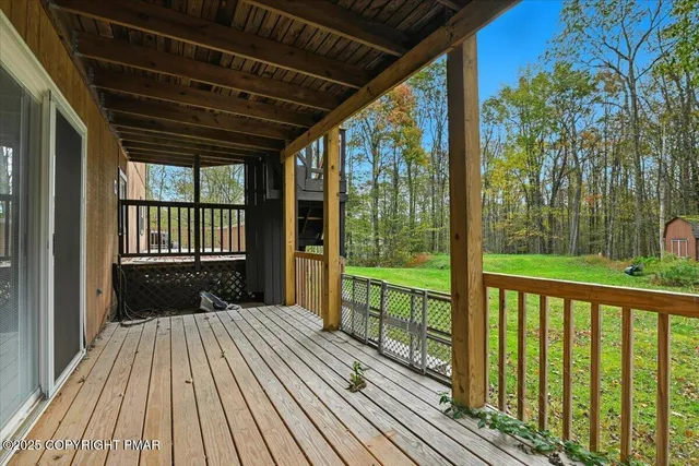 $415,000 | 6137 Victoria Drive, Tobyhanna, PA 18466