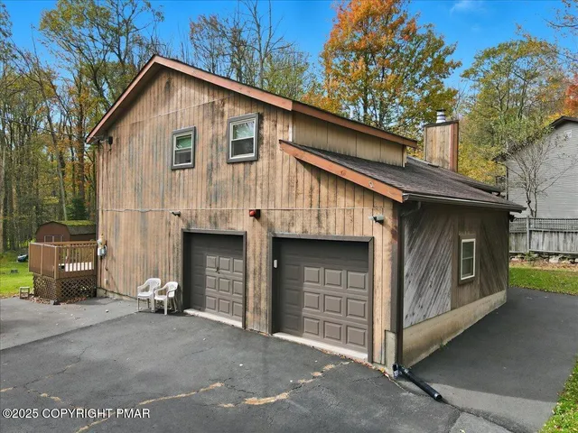 $415,000 | 6137 Victoria Drive, Tobyhanna, PA 18466