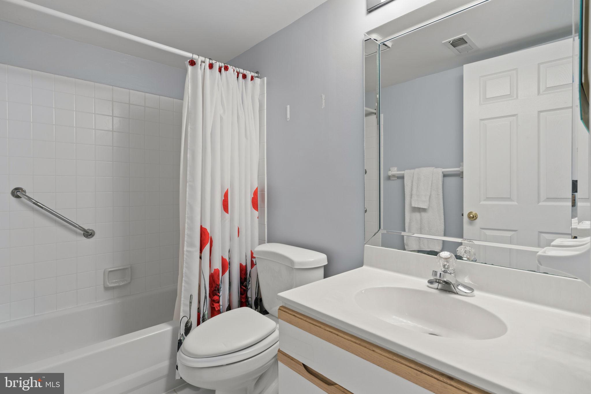 2015 Welsh Road, Unit D57 Philadelphia, PA 19115 - Photo 10 of 24