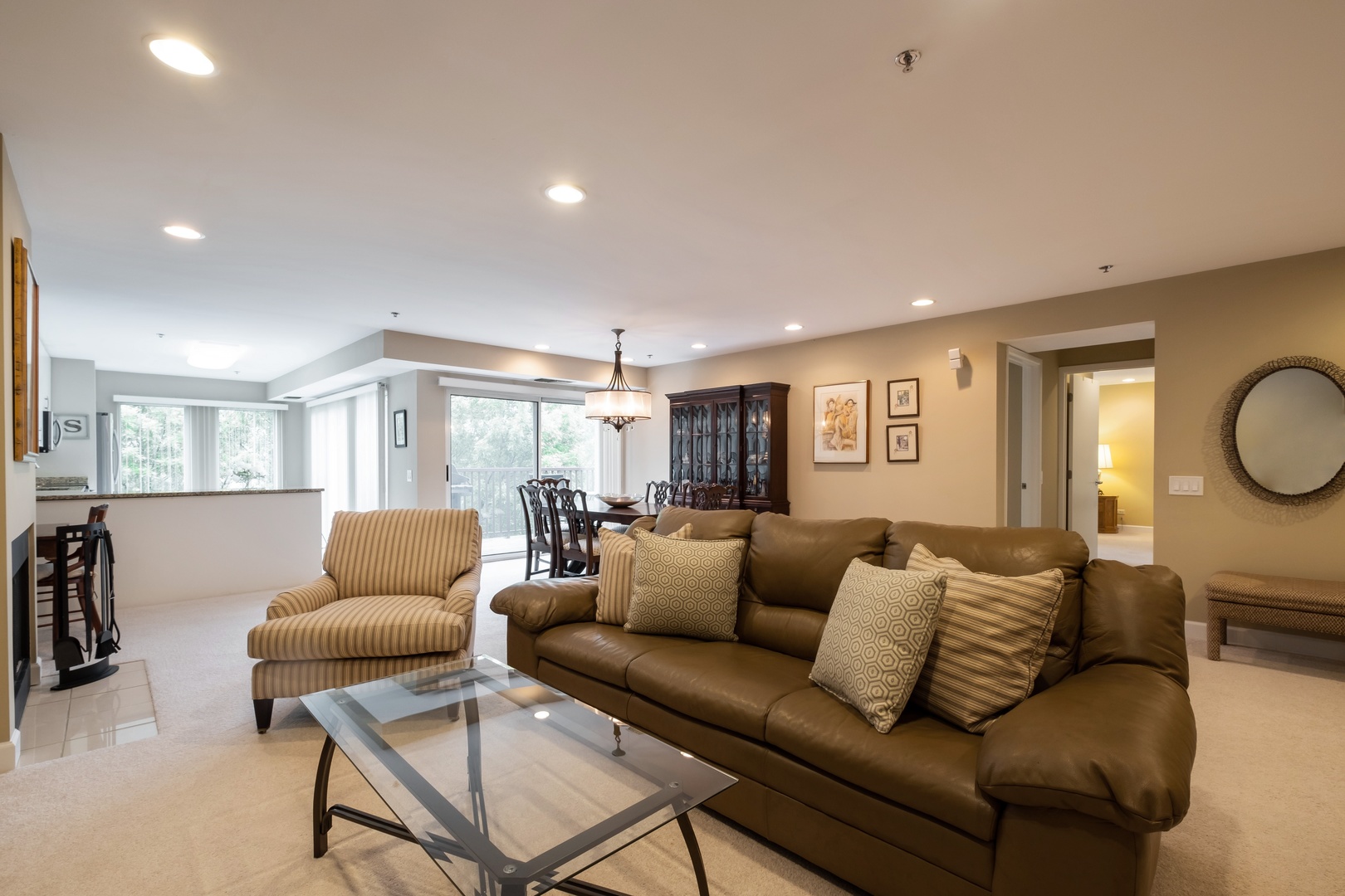 412 Kelburn Road, Unit 315 Deerfield, IL 60015 - Photo 2 of 22
