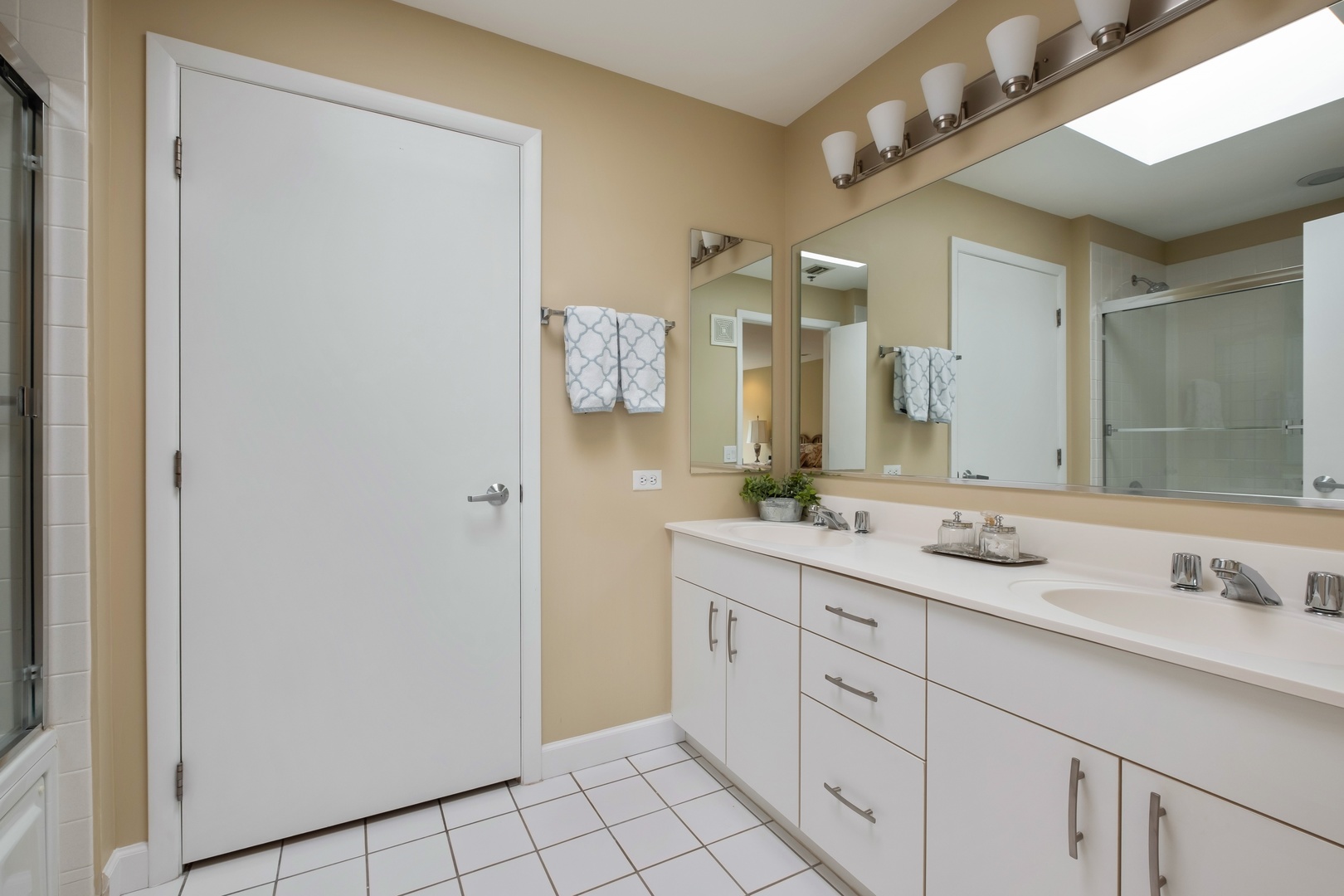 412 Kelburn Road, Unit 315 Deerfield, IL 60015 - Photo 7 of 22