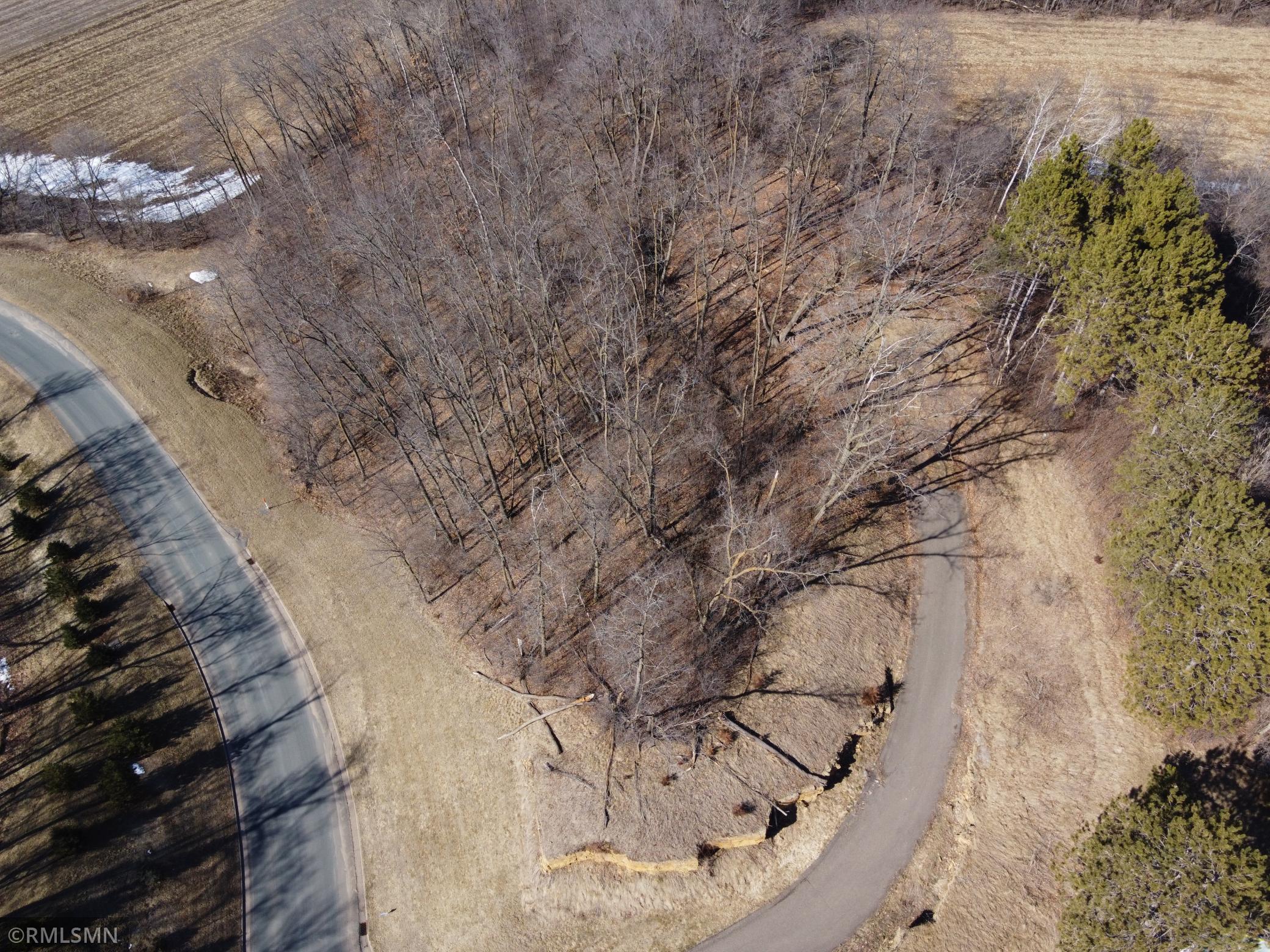 368 Peaceable Hill Road Hudson, WI 54016 - Photo 13 of 15 Gallery Image 13