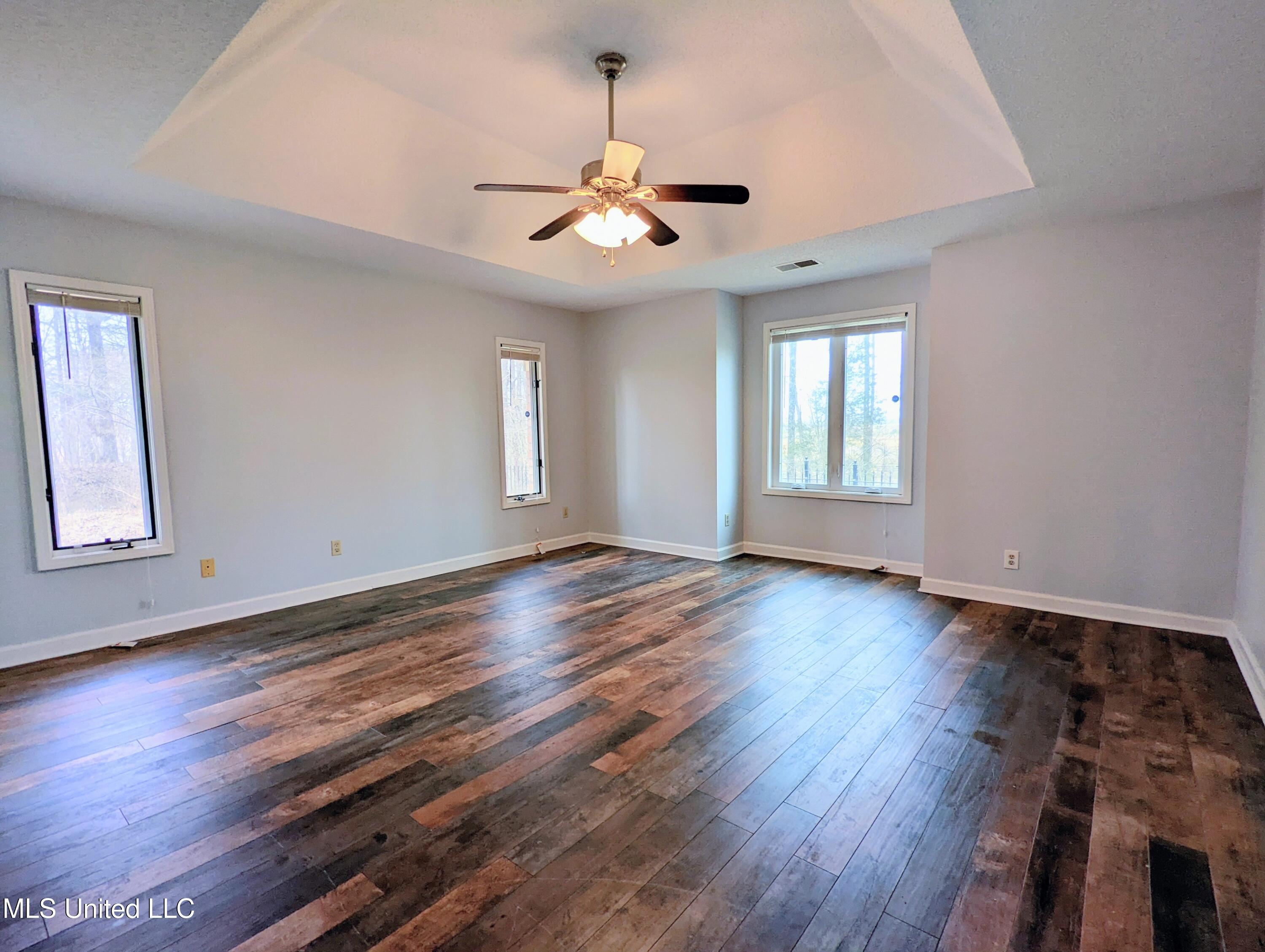 237 Highway 51 Hernando, MS 38632 - Photo 21 of 49 237 Hwy 51 S 32