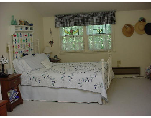 12 Butternut Road Westford, MA 01886 - Photo 11 of 30 Gallery Image 11