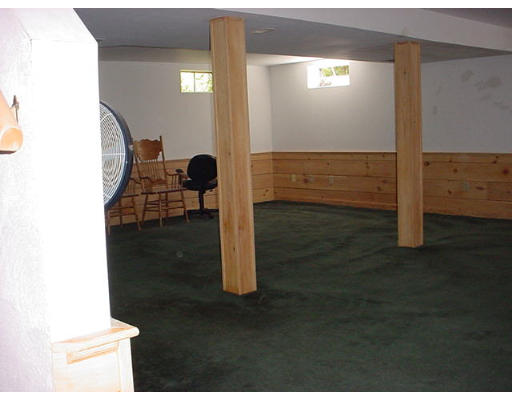 12 Butternut Road Westford, MA 01886 - Photo 23 of 30 Gallery Image 23