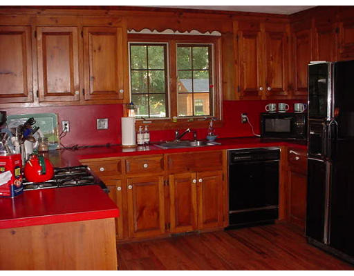 12 Butternut Road Westford, MA 01886 - Photo 6 of 30 Gallery Image 6