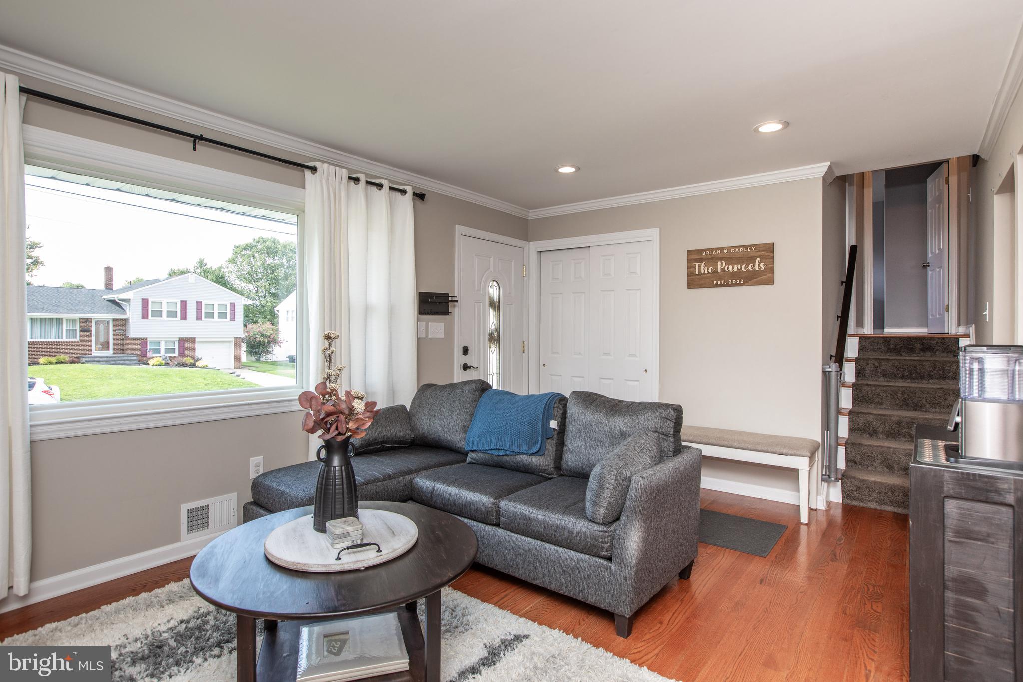 38 Valley View Road Hamilton, NJ 08620 - Photo 3 of 36