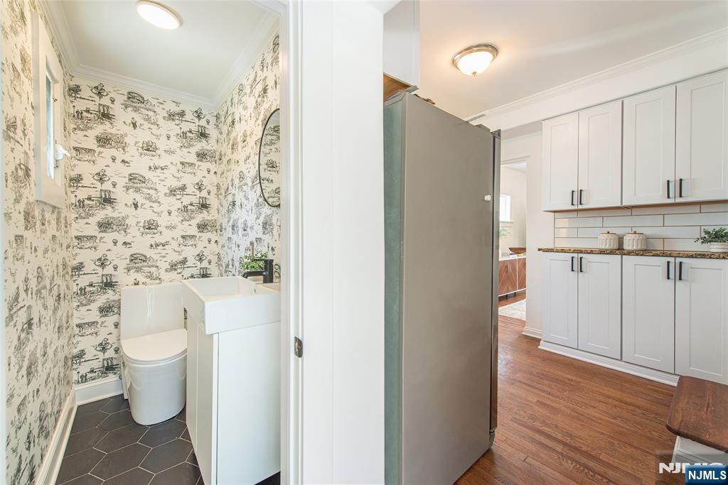 35 Howe Avenue Montclair, NJ 07042 - Photo 26 of 49