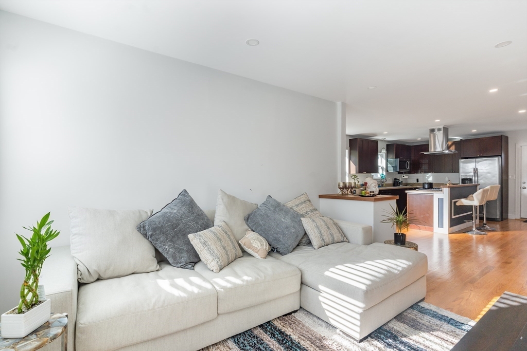 48 Main Street, Unit 48 Quincy, MA 02169 - Photo 6 of 15