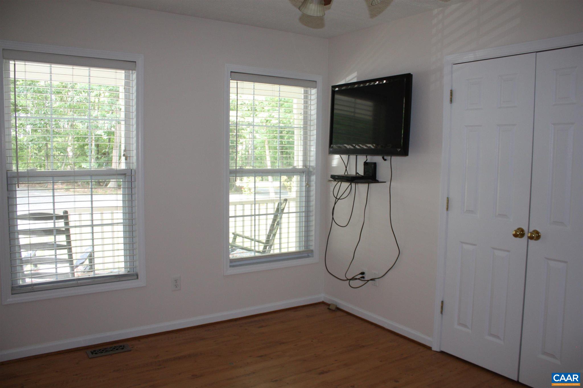 5976 Bridgeport Road Arvonia, VA 23004 - Photo 14 of 25 Gallery Image 14