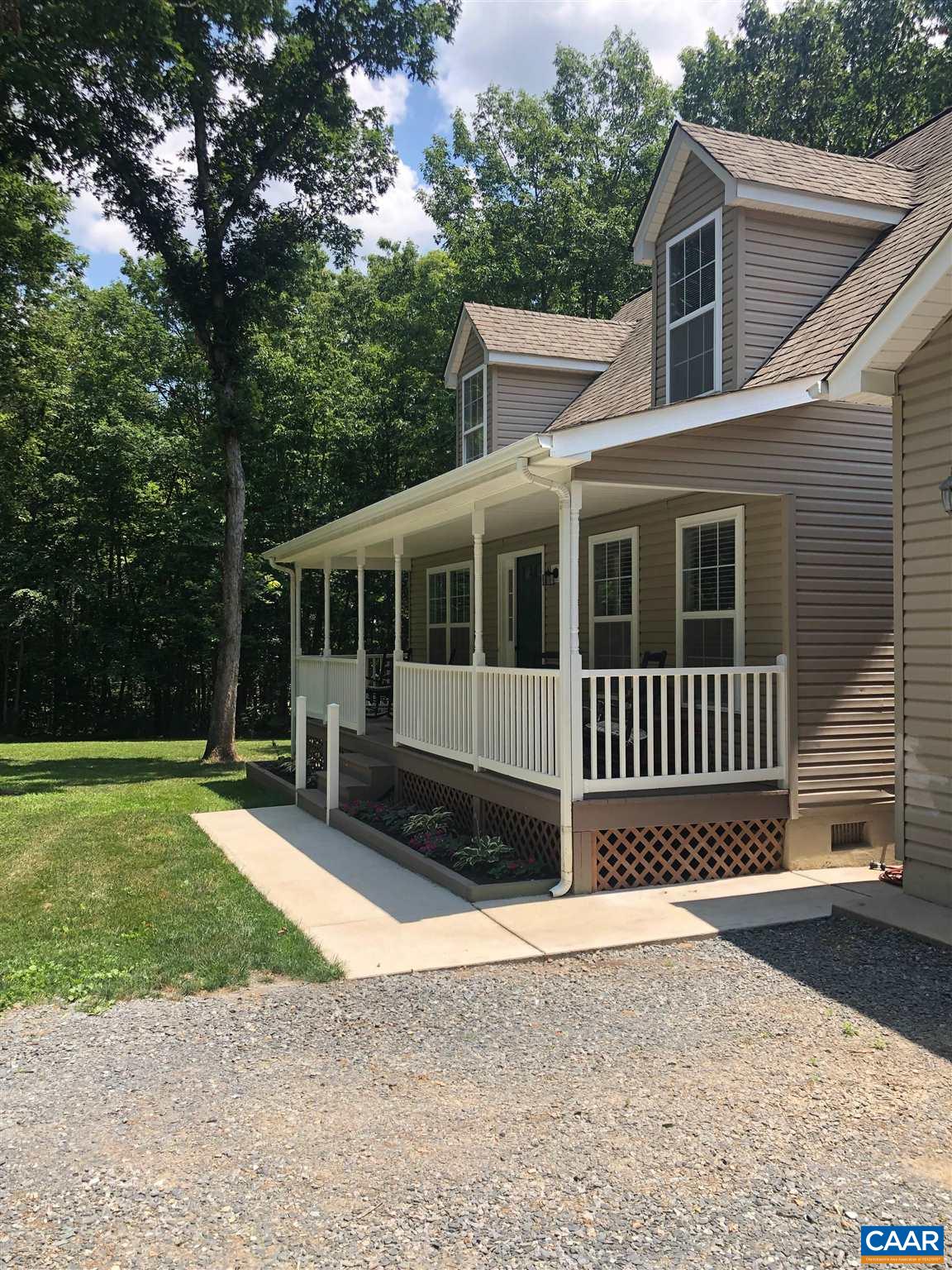 5976 Bridgeport Road Arvonia, VA 23004 - Photo 2 of 25 Gallery Image 2