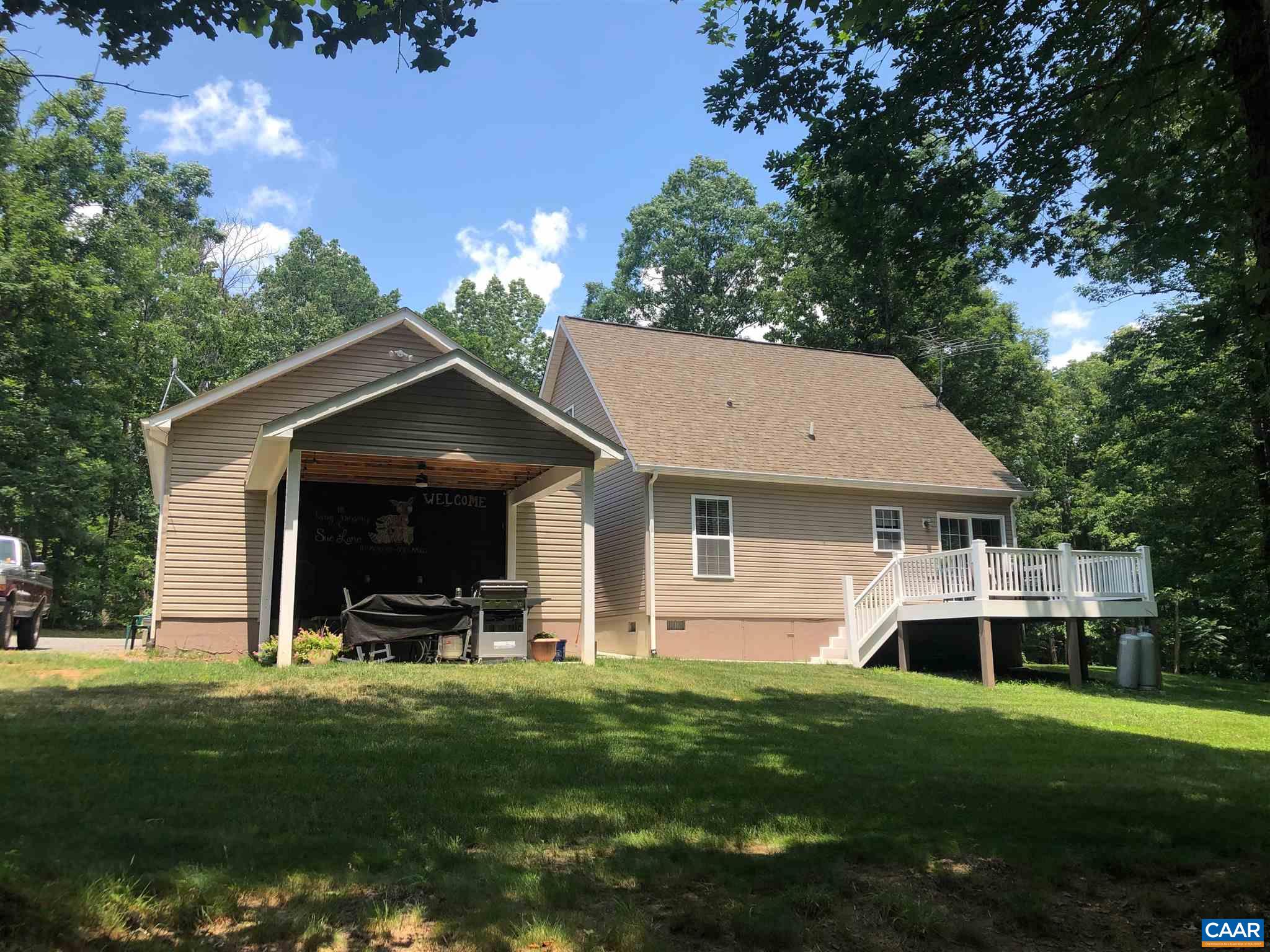 5976 Bridgeport Road Arvonia, VA 23004 - Photo 3 of 25 Gallery Image 3