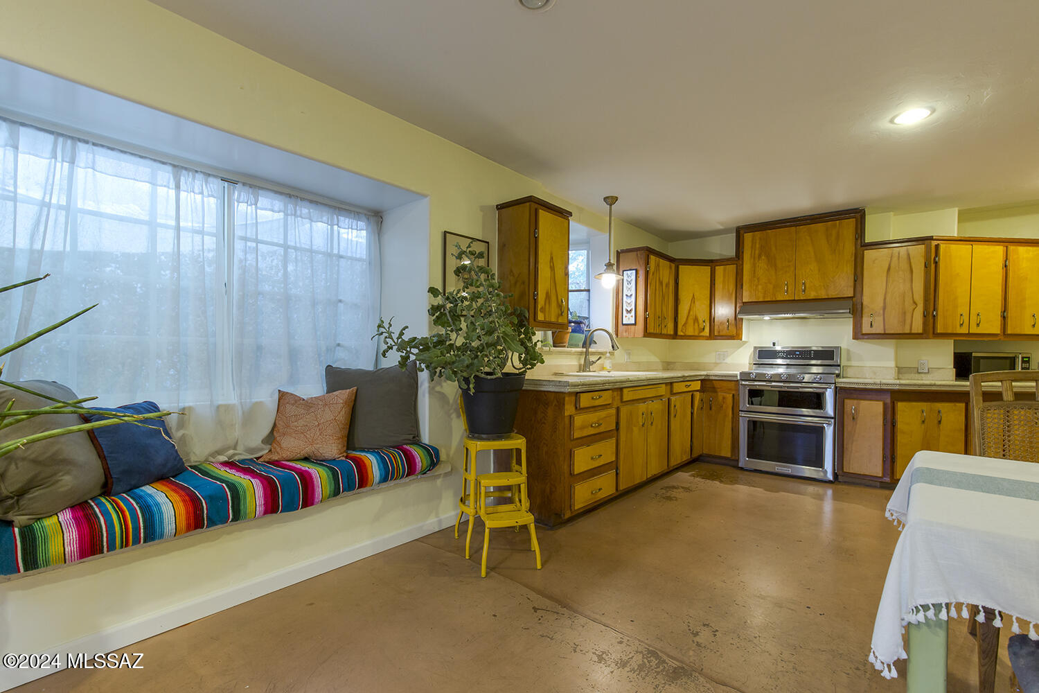 437 West 30th Street Tucson, AZ 85713 - Photo 7 of 48 Gallery Image 7