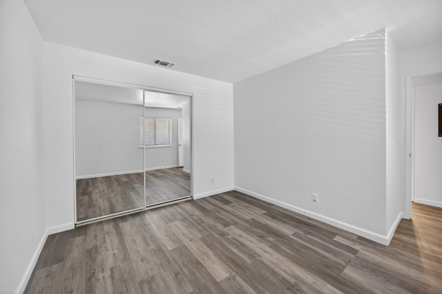 6239 Riverside Boulevard, Unit 2 Sacramento, CA 95831 - Photo 20 of 42