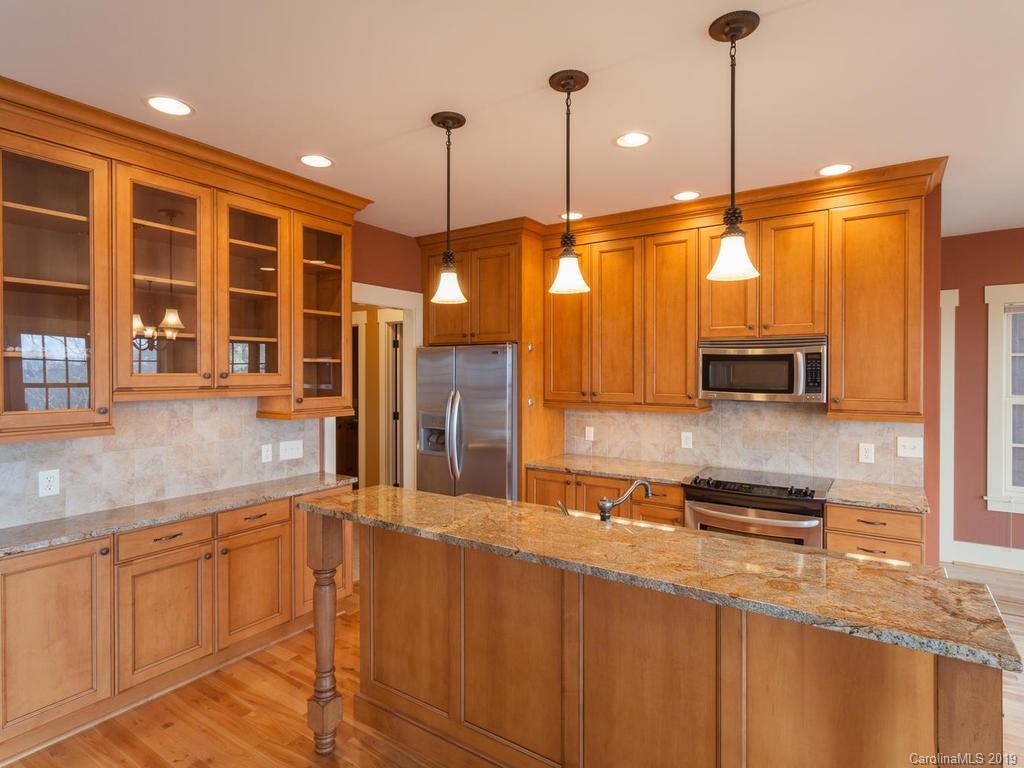 185 Heritage Ridge Road Burnsville, NC 28714 - Photo 9 of 27 Gallery Image 9