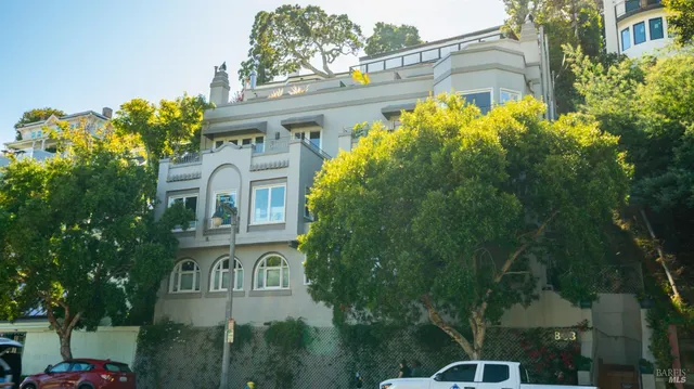 $4,555 | 833 Bridgeway, Unit 5, Sausalito, CA 94965