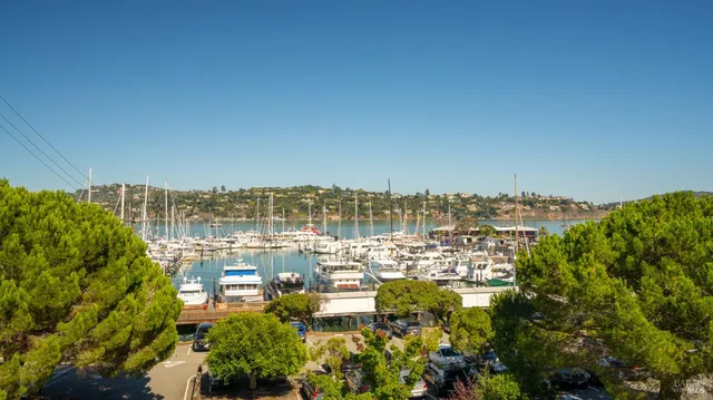 $4,555 | 833 Bridgeway, Unit 5, Sausalito, CA 94965