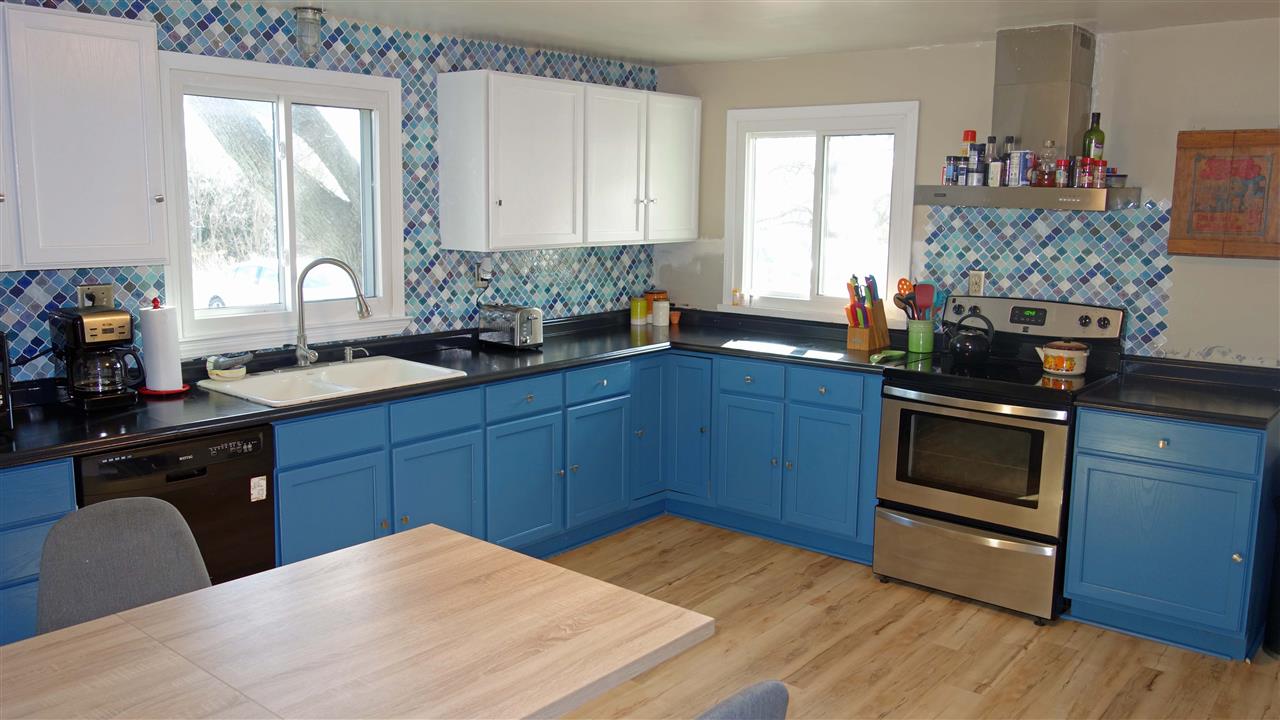 8005 Peet Road Chesaning, MI 48616 - Photo 10 of 20 50029131-9.JPG
