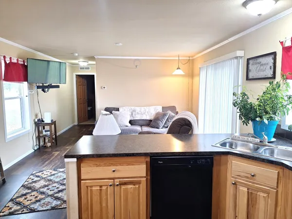 $82,000 | 520 Main Avenue, Alice, ND 58031