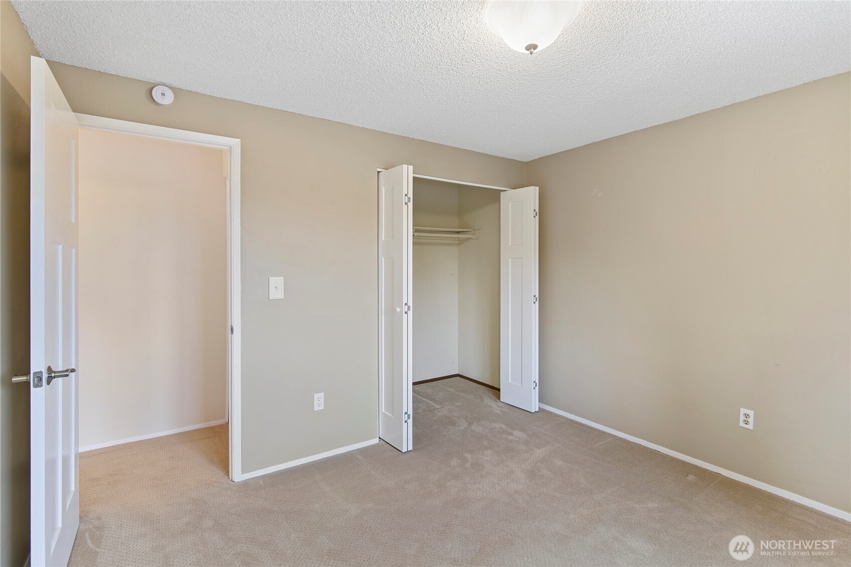 9011 Roanoke Road Northeast Bremerton, WA 98311 - Photo 28 of 38