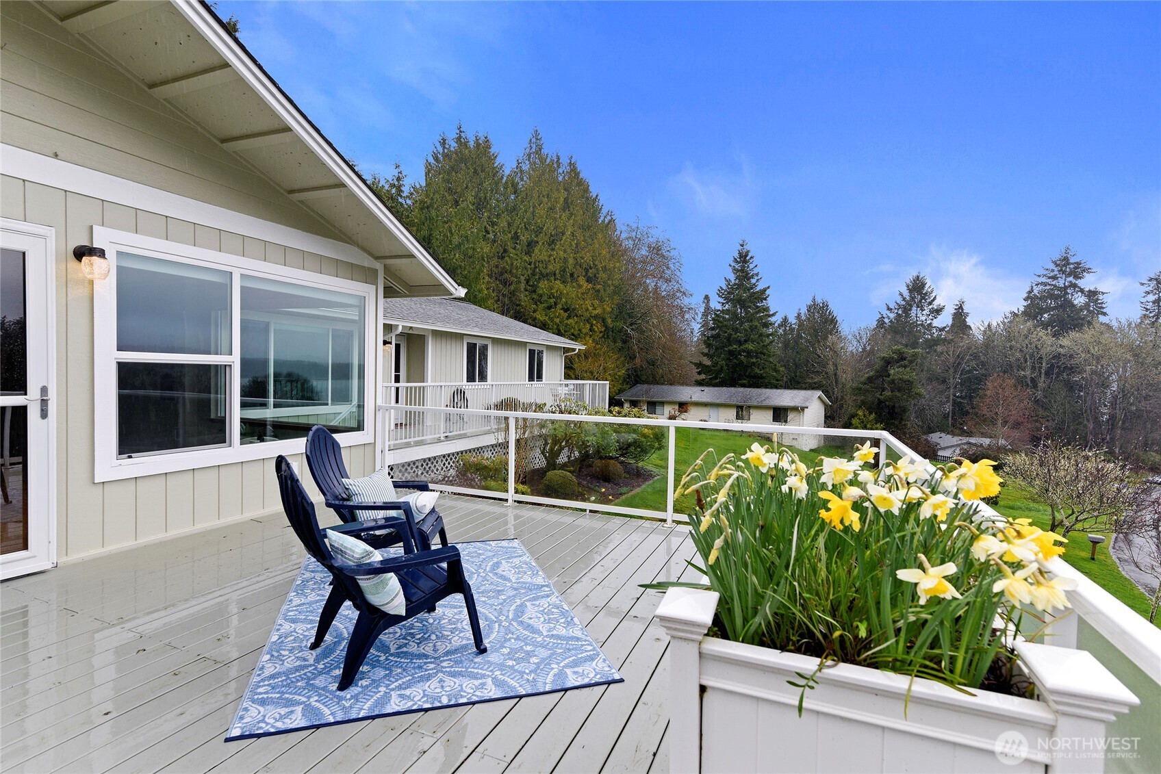 9011 Roanoke Road Northeast Bremerton, WA 98311 - Photo 32 of 38