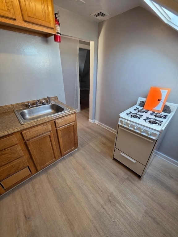 196 Rodman Street, Unit 3 Fall River, MA 02721 - Photo 3 of 16