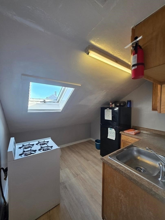 196 Rodman Street, Unit 3 Fall River, MA 02721 - Photo 5 of 16