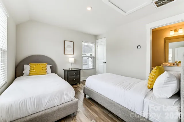 $2,500 | 3011 Jolene Court, Charlotte, NC 28206