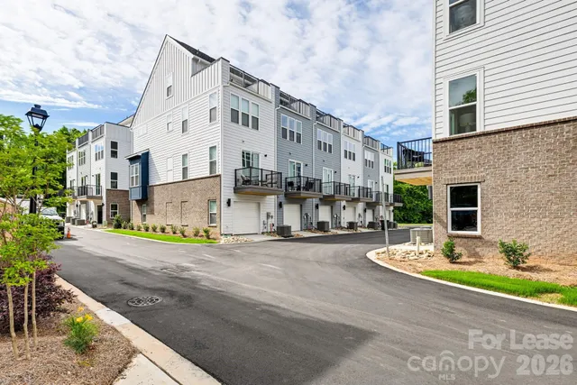 $2,500 | 3011 Jolene Court, Charlotte, NC 28206