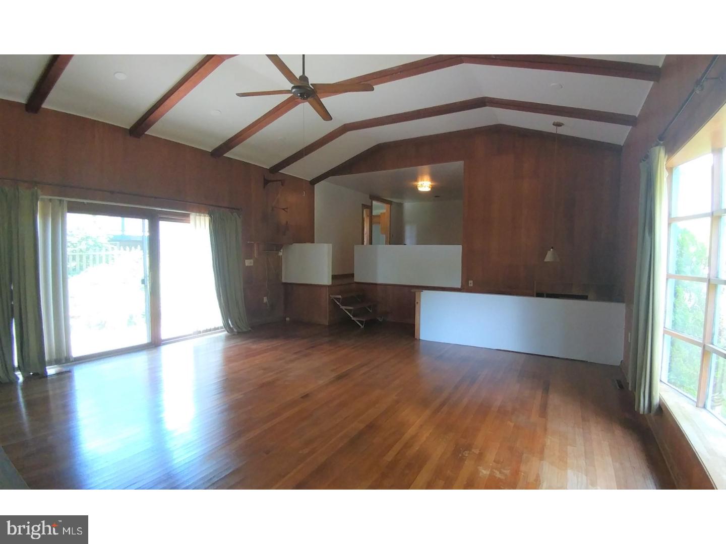 1415 State Road Phoenixville, PA 19460 - Photo 4 of 25 Great Room