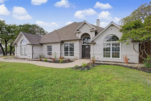 $750,000 | 1029 Oakridge Court, Burleson, TX 76028