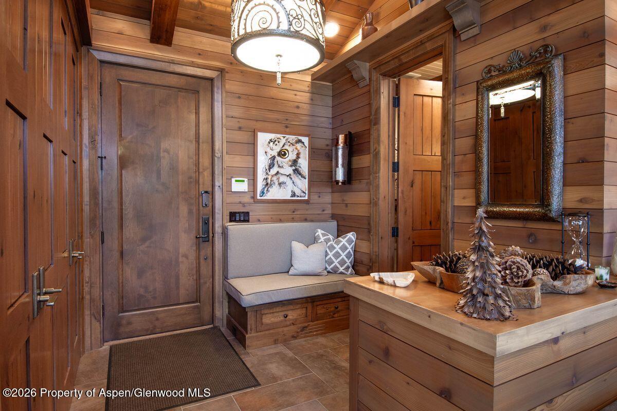 425 Wood Road, Unit 60 Snowmass Village, CO 81615 - Photo 13 of 35 photo_online_003
