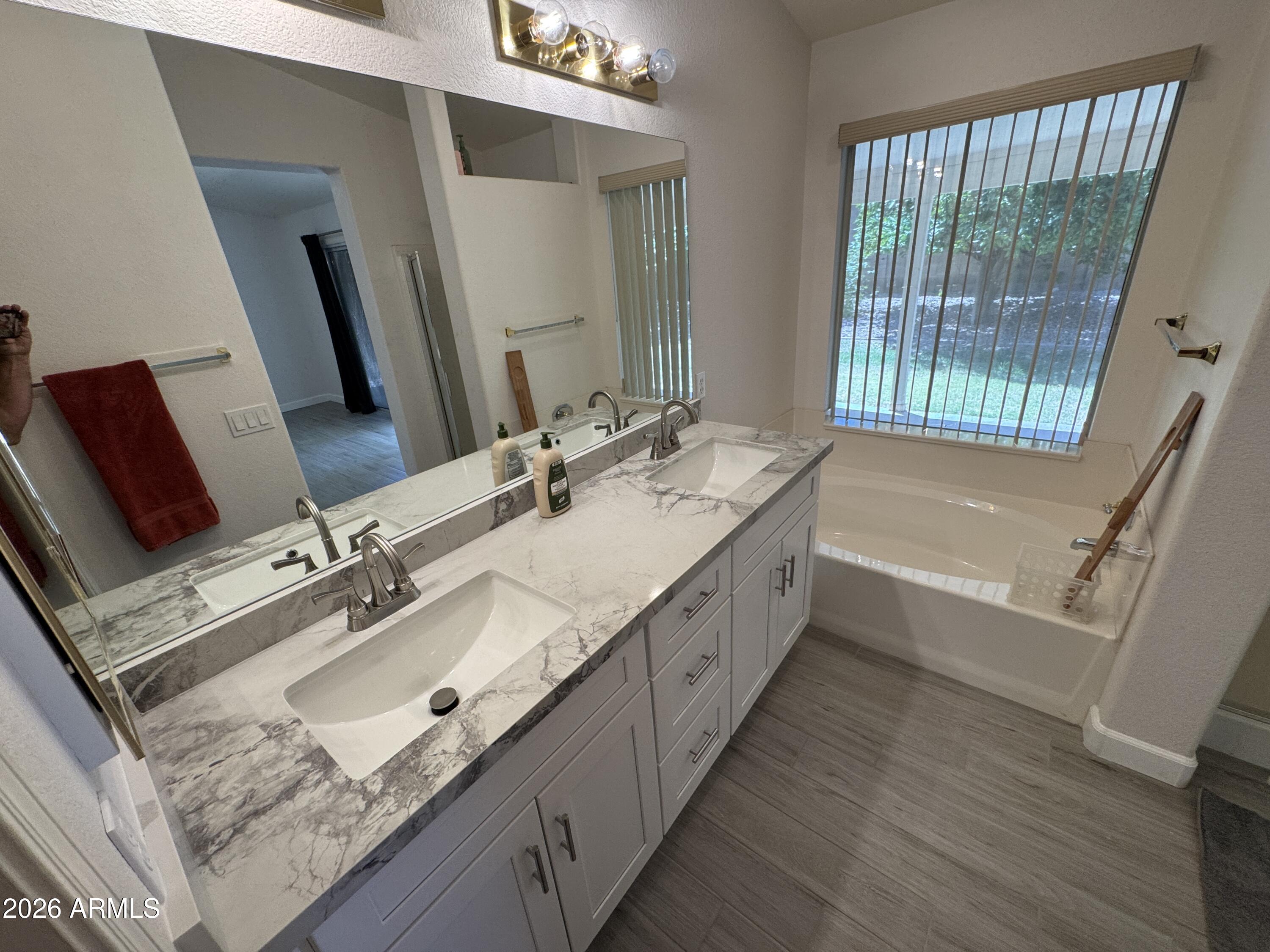 6335 East Roland Street Mesa, AZ 85215 - Photo 5 of 24