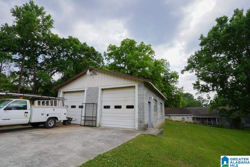 1104 Delta Street Bessemer, AL 35020 - Photo 5 of 22