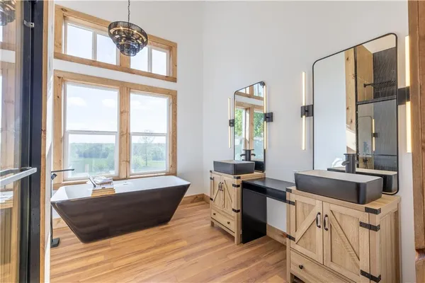 $439,900 | 7492 County Road 64, Savannah, MO 64485