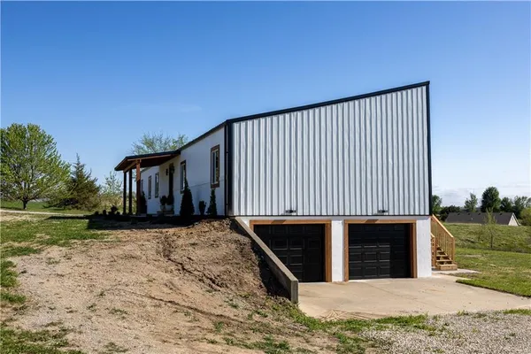 $439,900 | 7492 County Road 64, Savannah, MO 64485