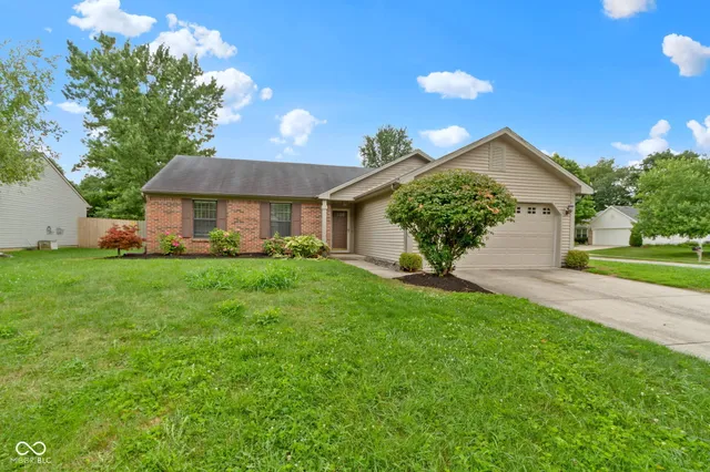 $306,900 | 6747 Cherry Laurel Lane, Fishers, IN 46038