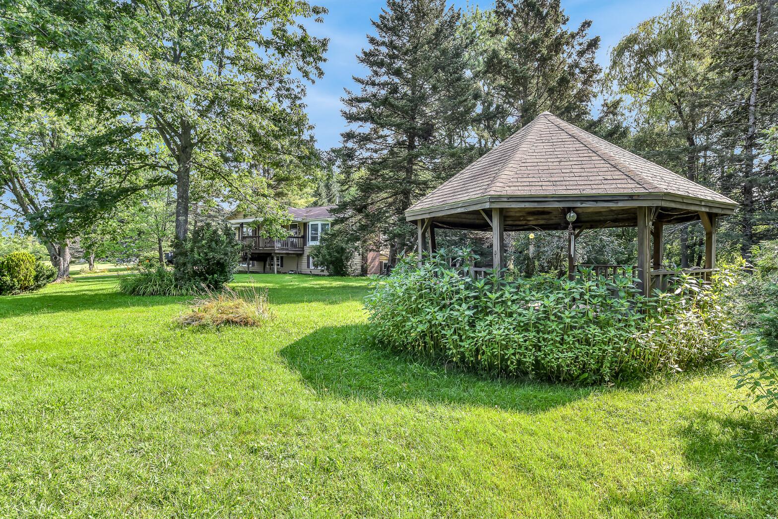 359 Augusta Road Topsham, ME 04086 - Photo 22 of 24 Side