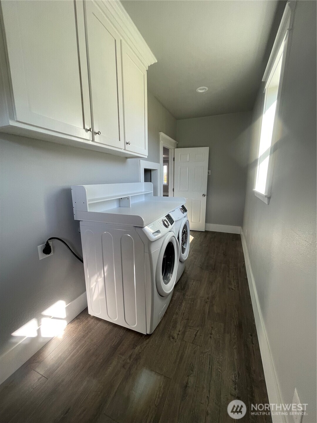 345 Island Street Raymond, WA 98577 - Photo 12 of 15