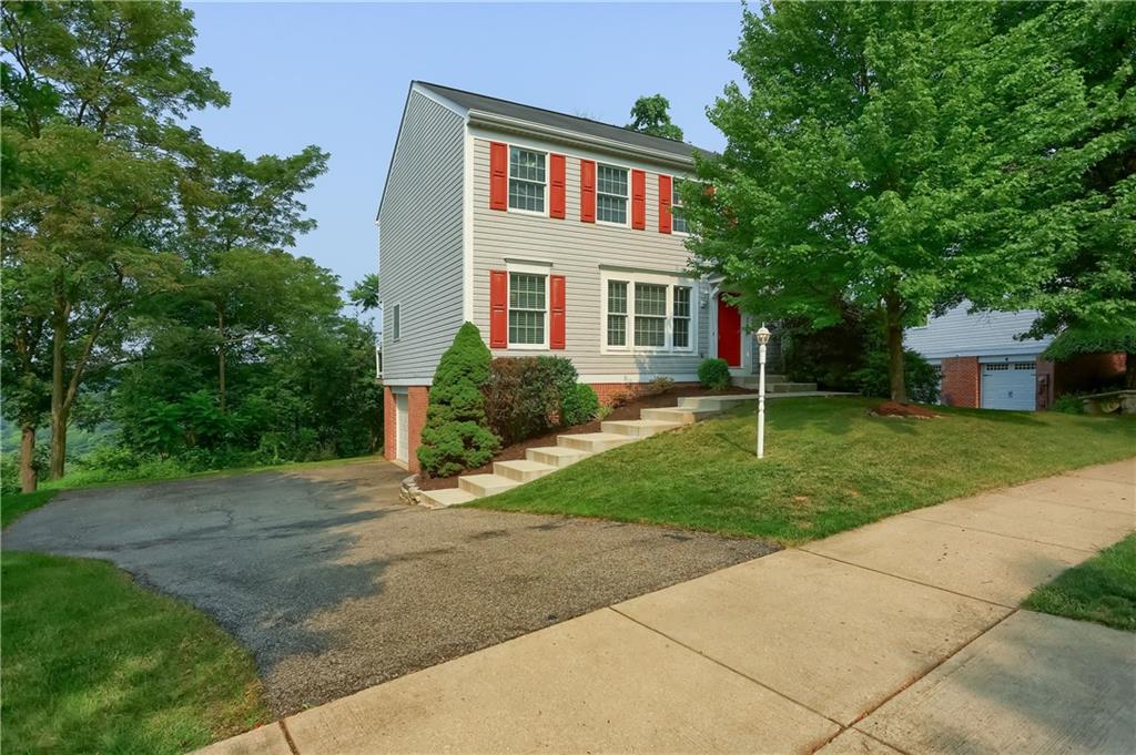 243 Randy Lane Moon Township, PA 15108 - Photo 2 of 50 Gallery Image 2