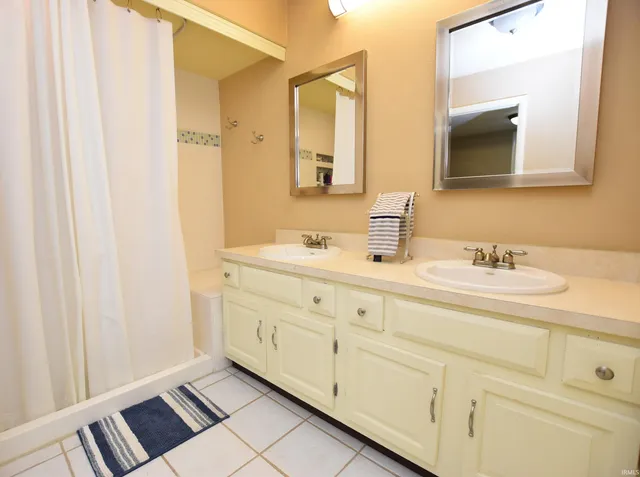 $274,900 | 9149 Greenridge Lane, Bloomington, IN 47401