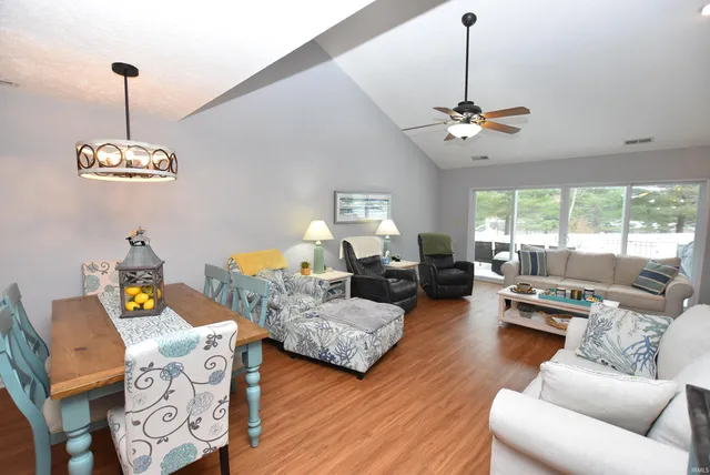 $274,900 | 9149 Greenridge Lane, Bloomington, IN 47401