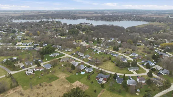 $239,000 | 508 Pembroke Road Southwest, Poplar Grove, IL 61065