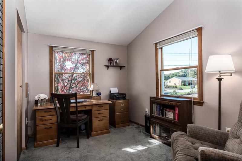13 Rolling Road Cranberry Township, PA 16066 - Photo 11 of 24 First floor office with closet