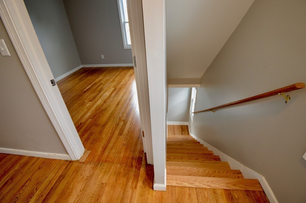 69 Edendale Street Springfield, MA 01104 - Photo 24 of 30