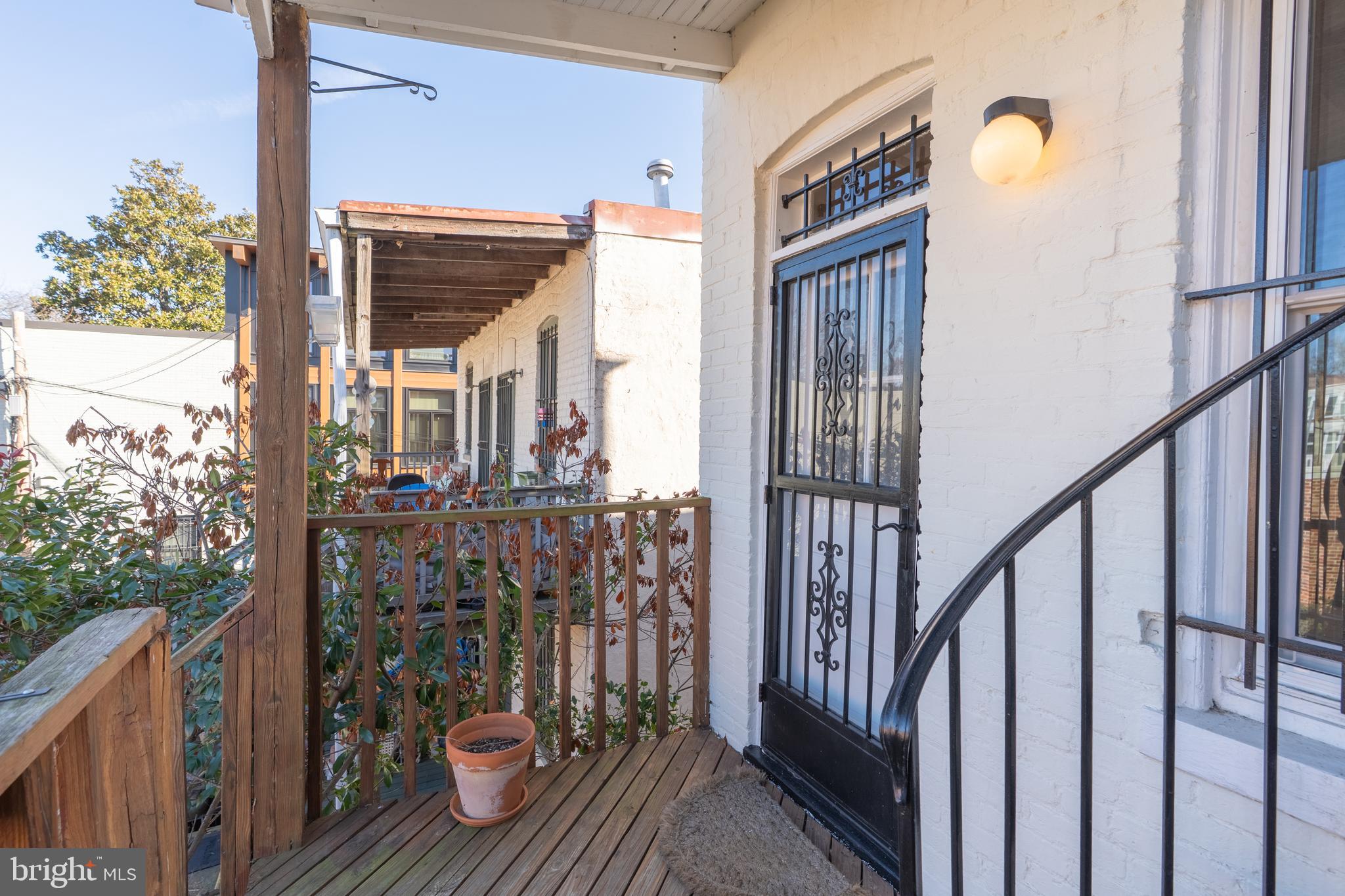 1218 D Street Southeast, Unit 4 Washington, DC 20003 - Photo 23 of 30 a view of balcony