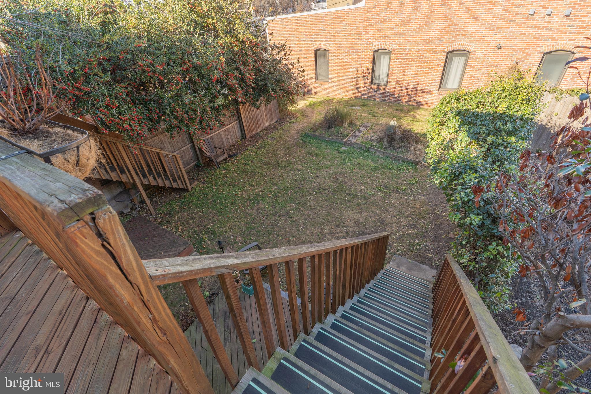 1218 D Street Southeast, Unit 4 Washington, DC 20003 - Photo 25 of 30 a view of a balcony with an outdoor space