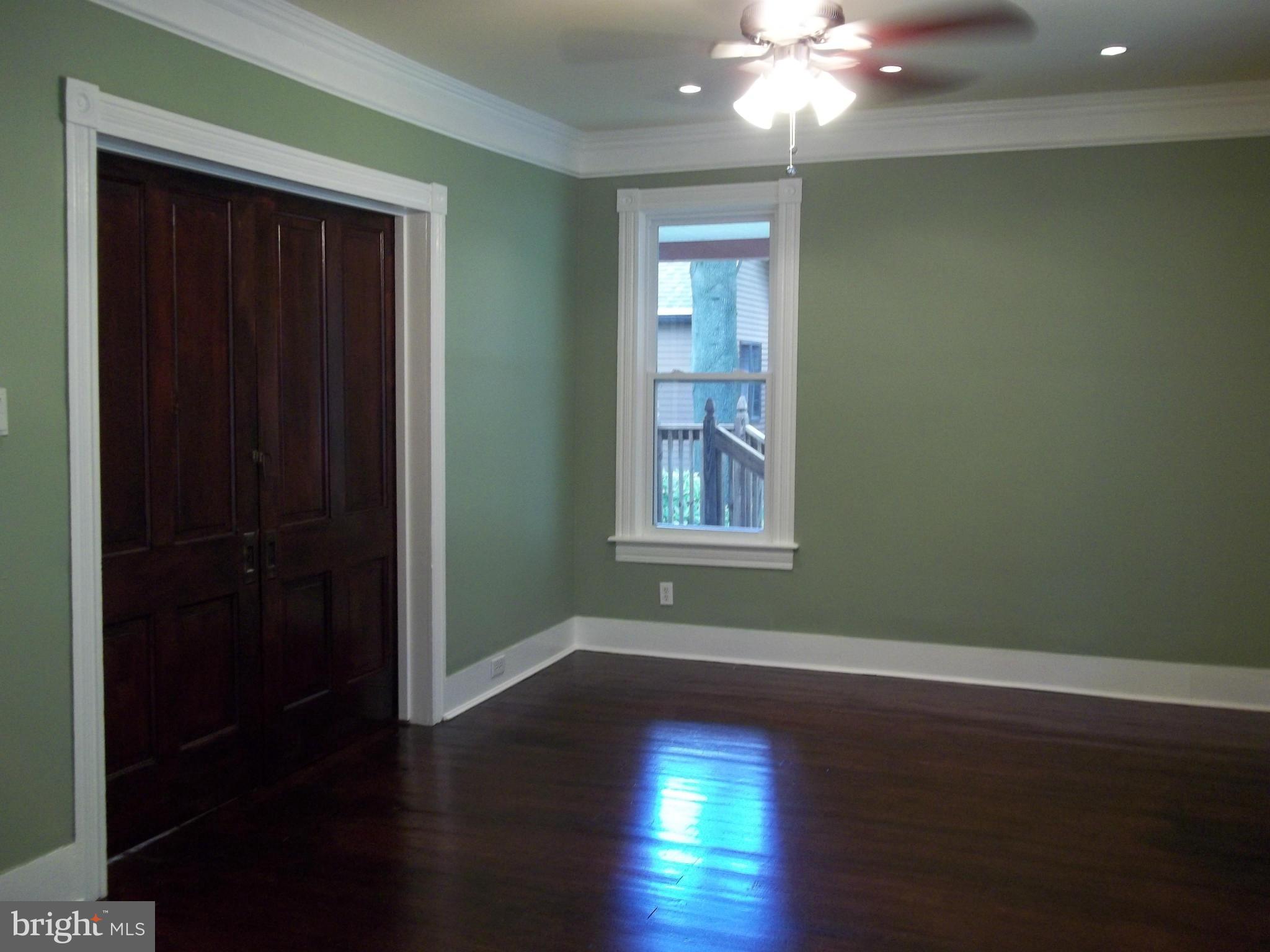 105 Maple Avenue Ridgely, MD 21660 - Photo 14 of 26 Living Room
