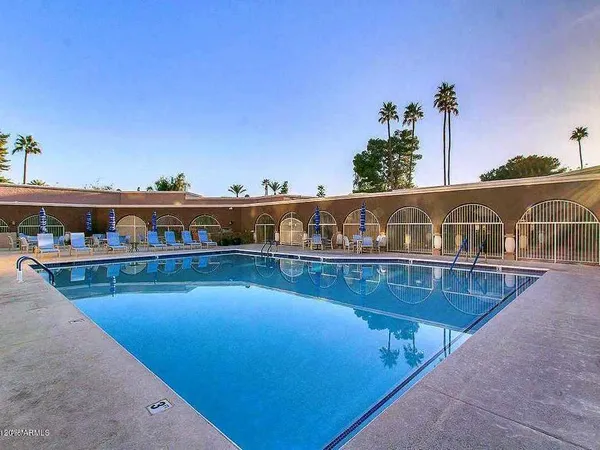 a view of a tennis court