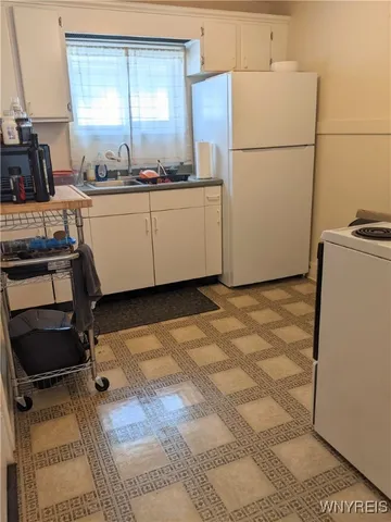 $1,000 | 264 St Lawrence Avenue, Buffalo, NY 14216